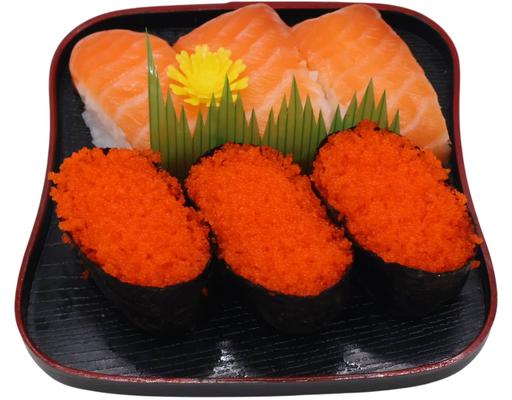 Set Salmon Dengan Gunkan Masago